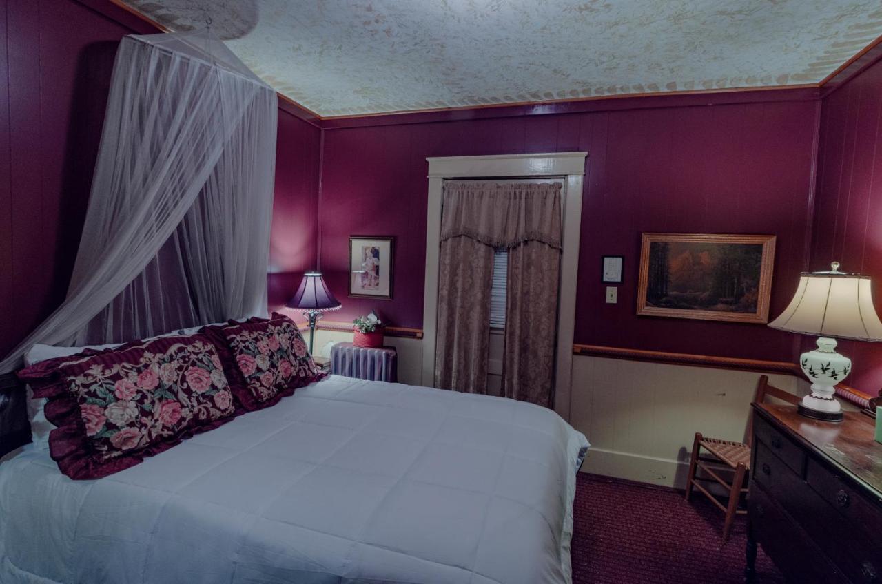 Armour'S Hotel & Spa Red Boiling Springs ภายนอก รูปภาพ